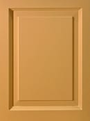 Närbild av enfärgad spegeldörrpanel i varm beige kulör med klassisk profilerad ram.