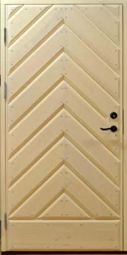 Paneldörr profilerad fiskbenspanel med bred panel nertill